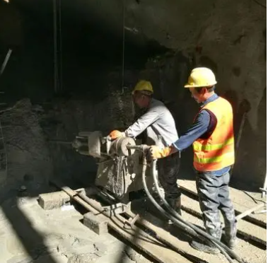 武夷山水下抗分散灌浆料特点 水下不分散注浆料介绍